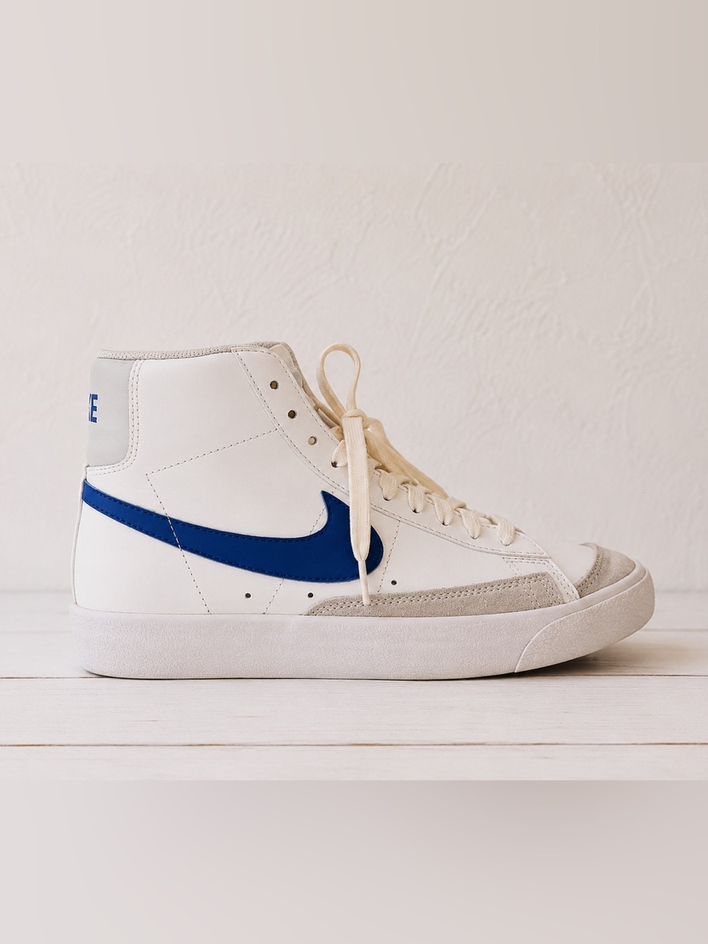 Nike Blazer Mid ‘77 Vintage Sail Game Royal White Leather Retro Classic Sneakers - Picture 3 of 5